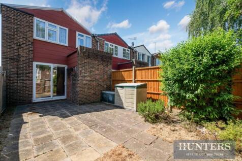 Walnut Tree Road, Brentford