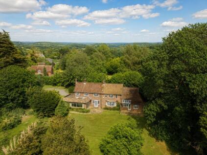 Wall Hill Road, Ashurst Wood, East Grinstead, RH19