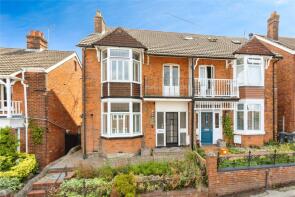 17, Weald View Road, Tonbridge TN9 2NG