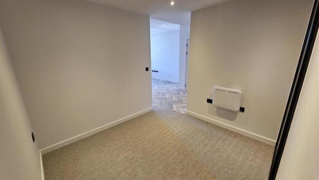 1 bed Apartment to rent Image 7