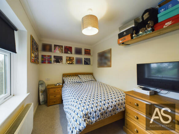Photo 12