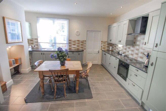 Kitchen/Dining Room
