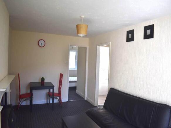 Living room 1 - mayf