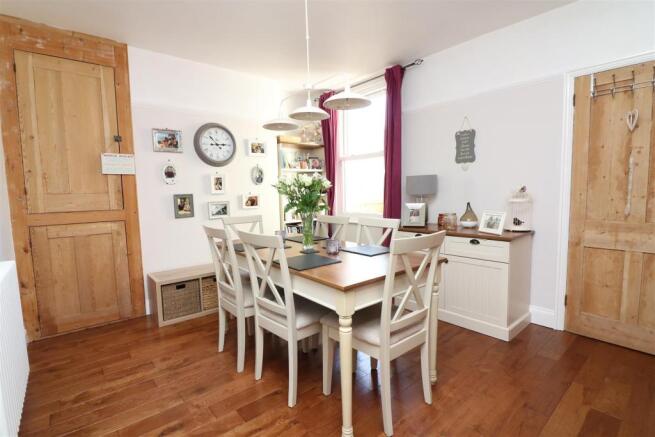 Dining oom