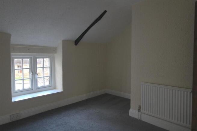 Bedroom 2.2.JPG