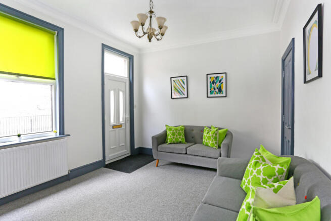 5 bed Terraced to rent Image 9