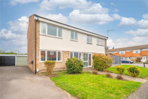Sandy Road, Addlestone, Surrey, KT15