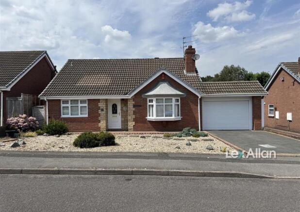 Twickenham Court Wollaston 2.jpg