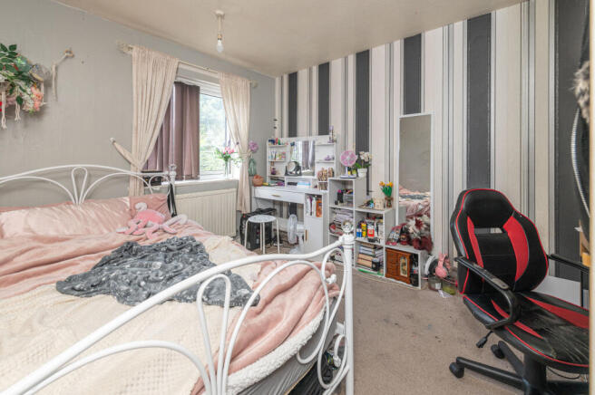 4 bed Terraced for sale Image 9