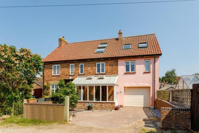 Farndon_Cottages_HR_1.jpg
