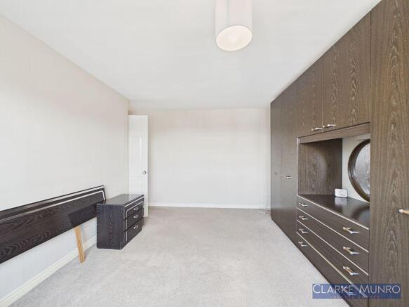 3 bed Semi-Detached for sale Image 12