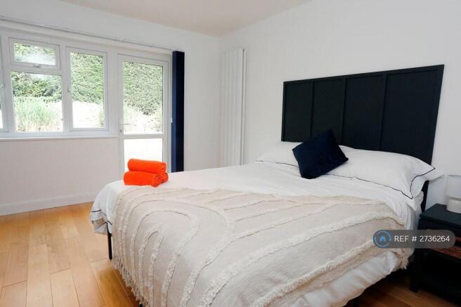 Bedroom With Garden Access