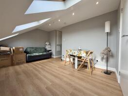 53, Cranbrook Park, Wood Green, London N22 5NA