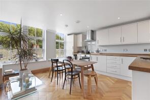 Flat 25, 1 Mulberry Court, School Mews, London E1 0EW