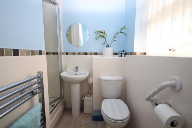 Ensuite.jpg