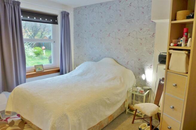 Bedroom 2.JPG