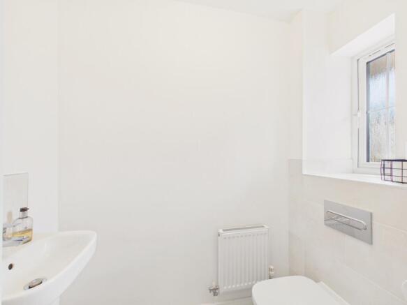 3 bed Semi-Detached for sale Image 10