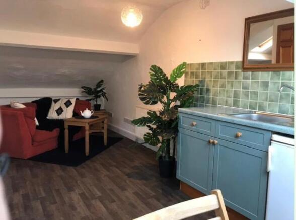 6 bed Terraced for sale Image 12