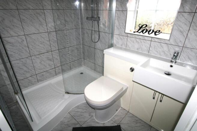 En Suite Shower Room
