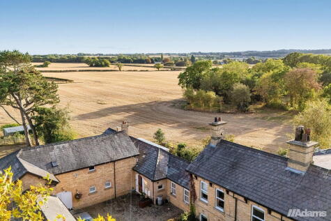 Highfield Stables, Weaste Lane WA4