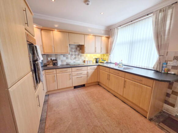 4 bed End of Terrace for sale Image 7