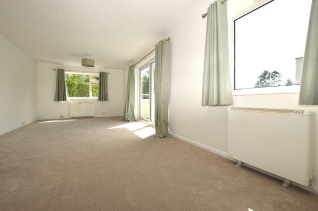 Living-Dining Room pic2