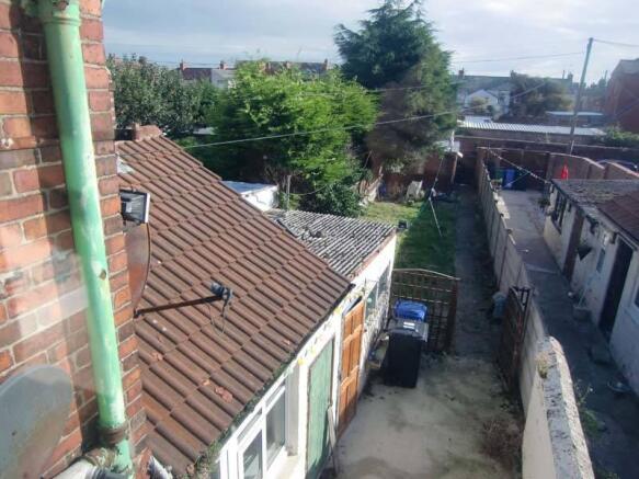 60' Rear Garden