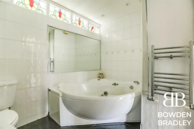 Downstairs Bathroom