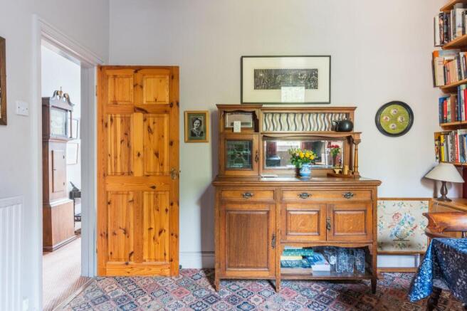 4 bed Terraced for sale Image 8