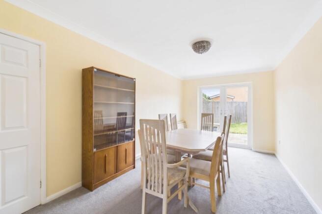 3 bed Semi-Detached for sale Image 5