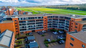 45, Chatham House, Racecourse Road, Newbury RG14 7GJ