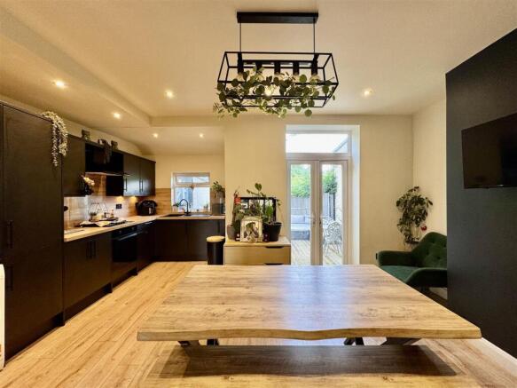 DINING KITCHEN
