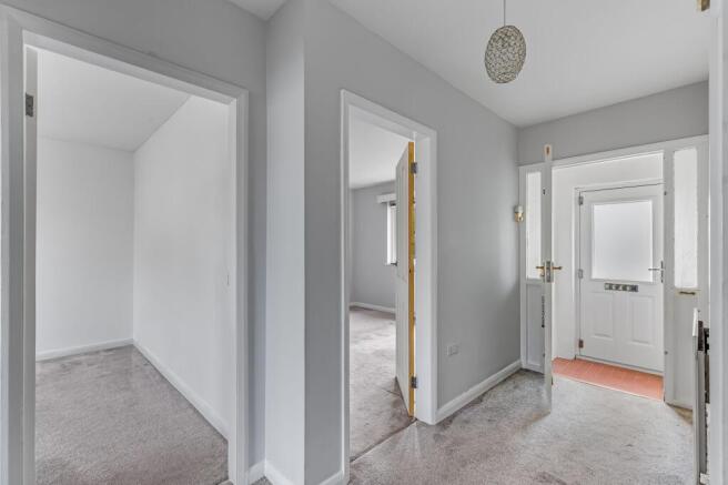 2 bed Terraced Bungalow for sale Image 12