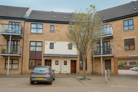Standside, Northampton, NN5