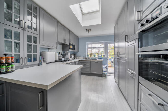 1349781-17-68ca7f...