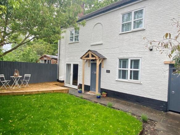Front Aspect & Garden