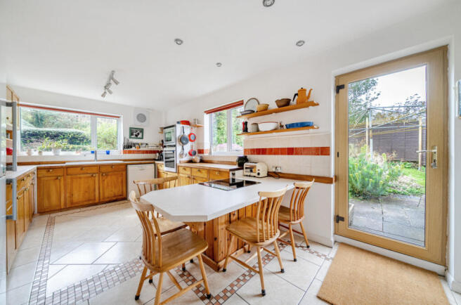 1419256-15-69b008...