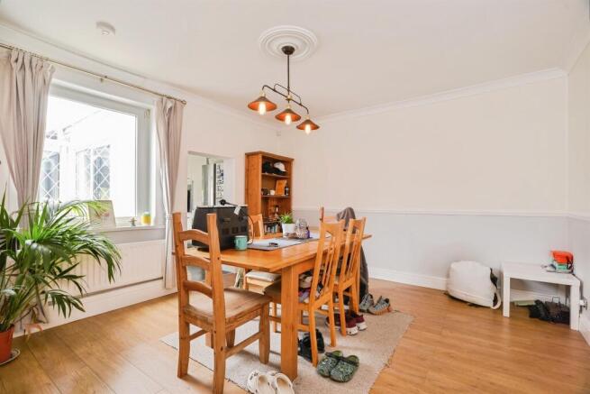3 bed Terraced for sale Image 5
