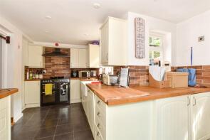 2, Tollgate Cottages, Brighton Road, Horsham RH13 6NJ