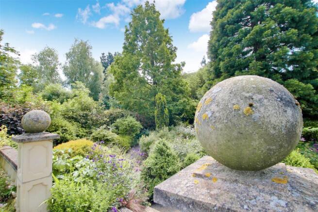 Bottom Tier Garden