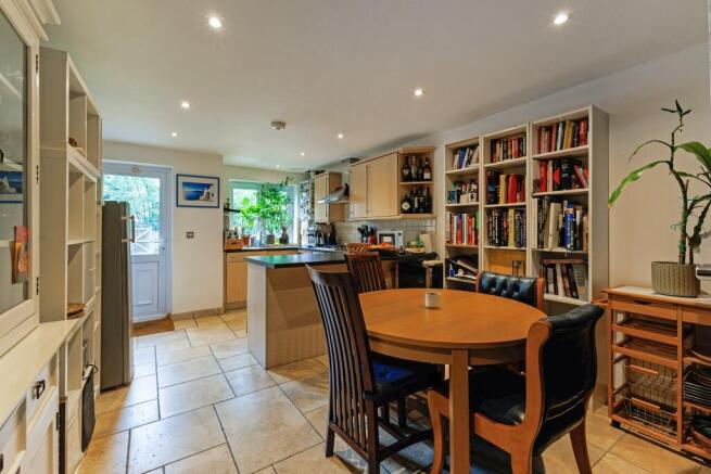 90 Chobham Road, Sunningdale photo 4