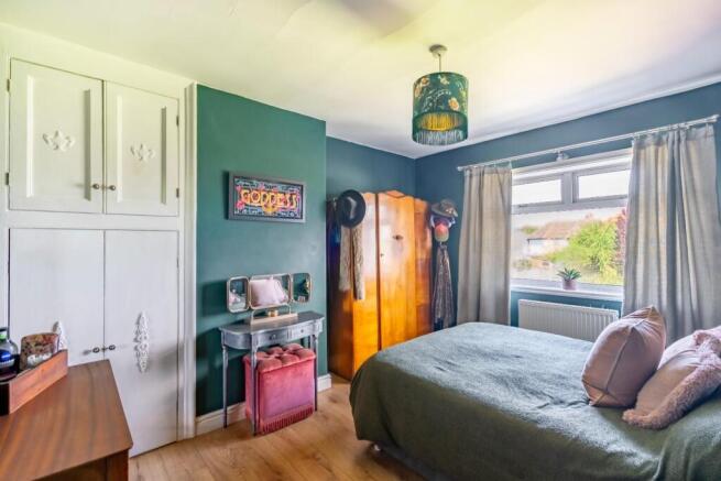 3 bed Semi-Detached for sale Image 11