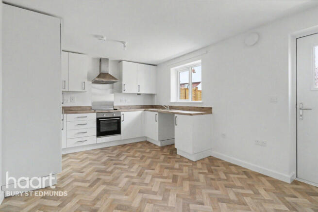 Roper Way, Thurston photo 4