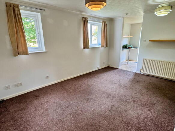 2 bed Town House for sale Image 4