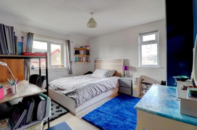 Bedroom 2.jpg