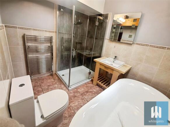 2 bed Terraced to rent Image 10
