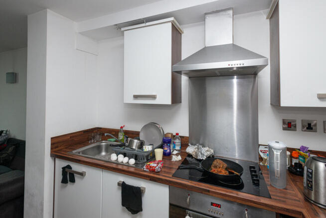 1 bed Flat for sale Image 9