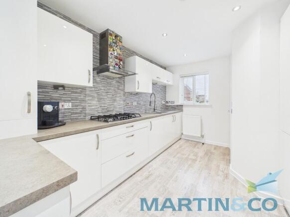 CAM01870G0-PR0197...