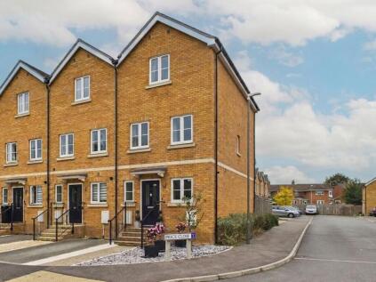 Lester Road, Aylesbury, HP20