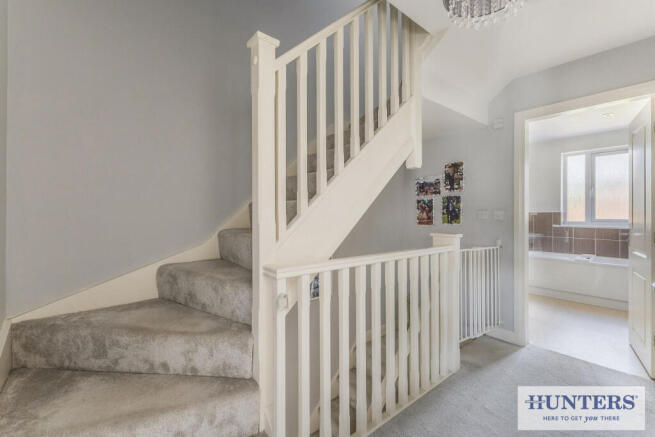 3 bed Town House for sale Image 8